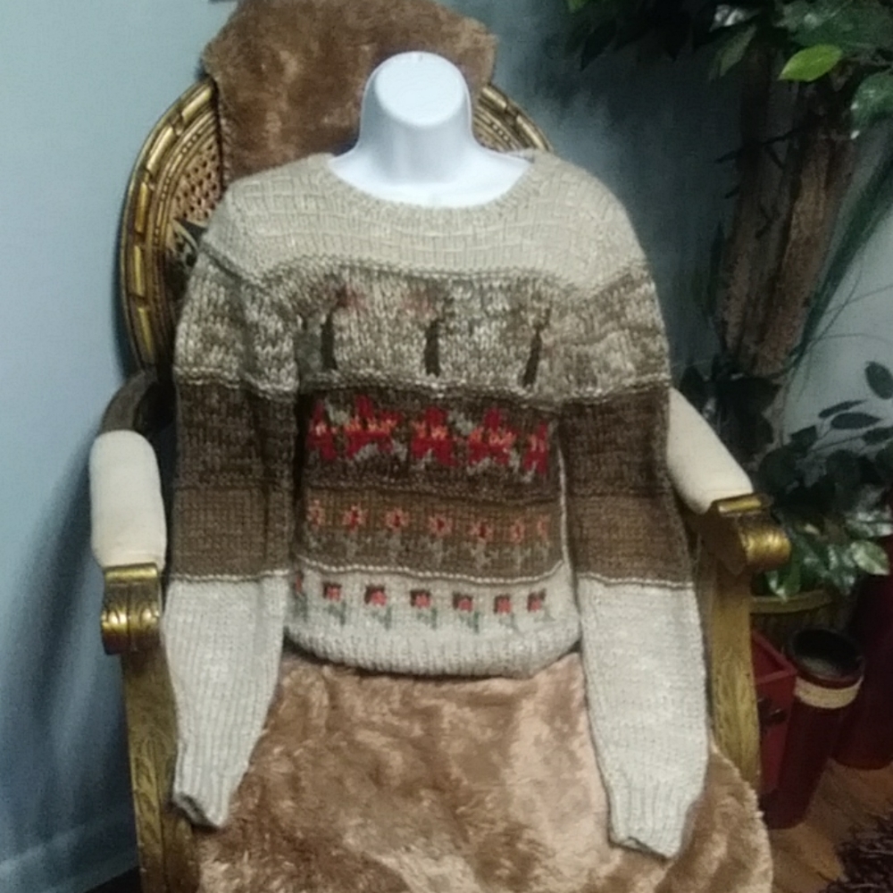 Women's sweater